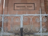 Kaliningrad (Königsberg). Tomba di Immanuel Kant presso la cattedrale.